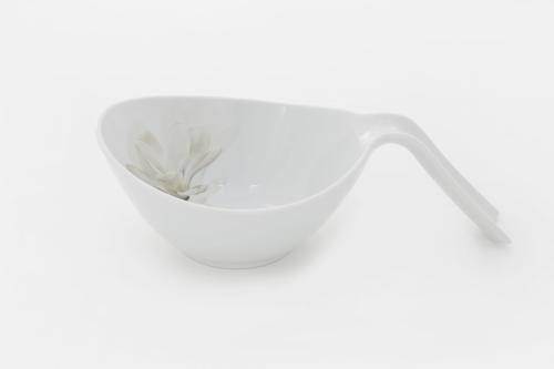 LUBIANA Salaterka okrągłą z uchwytem 16 cm ROYAL MAGNOLIA 6474